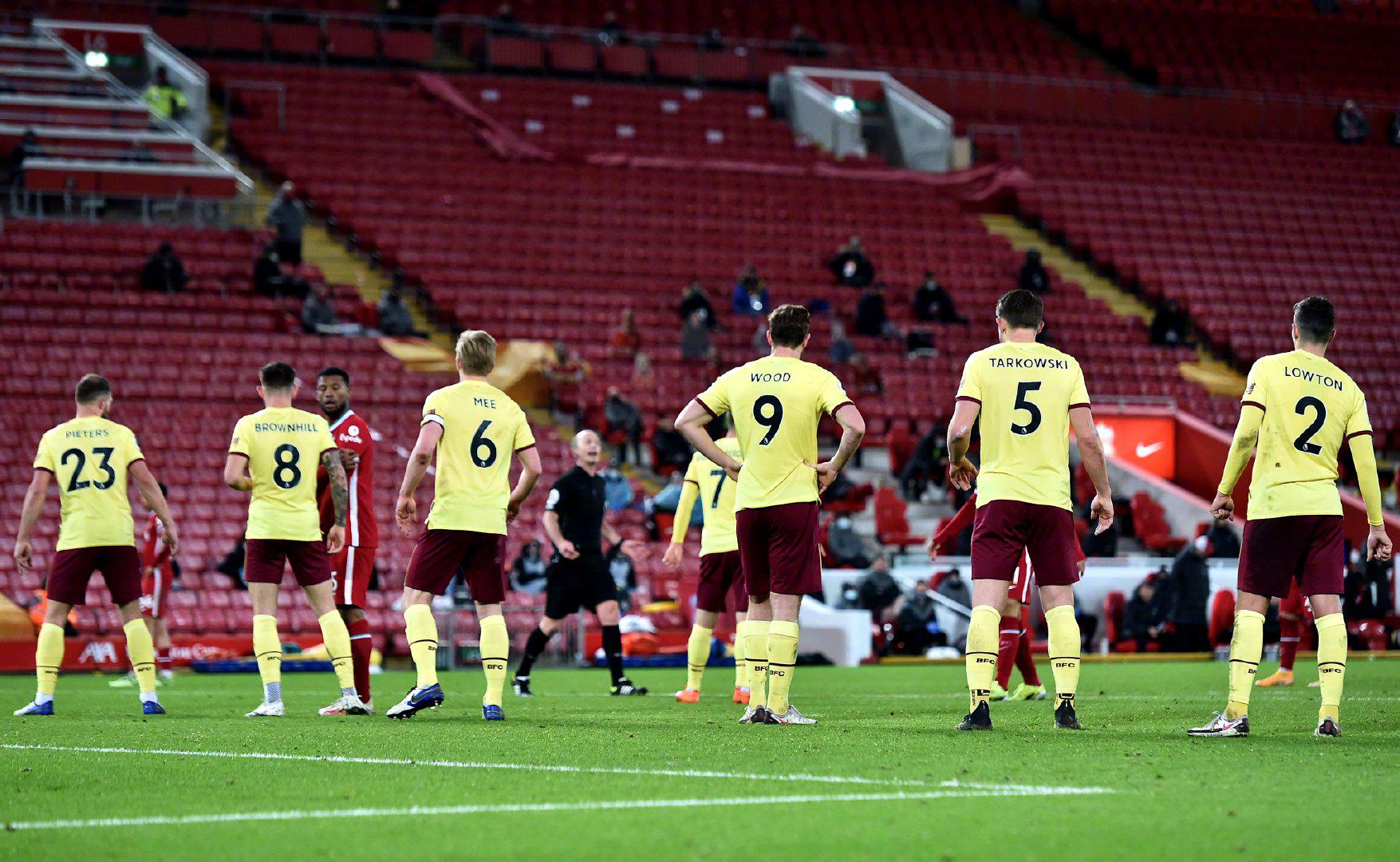 面对强敌的 面对强敌的